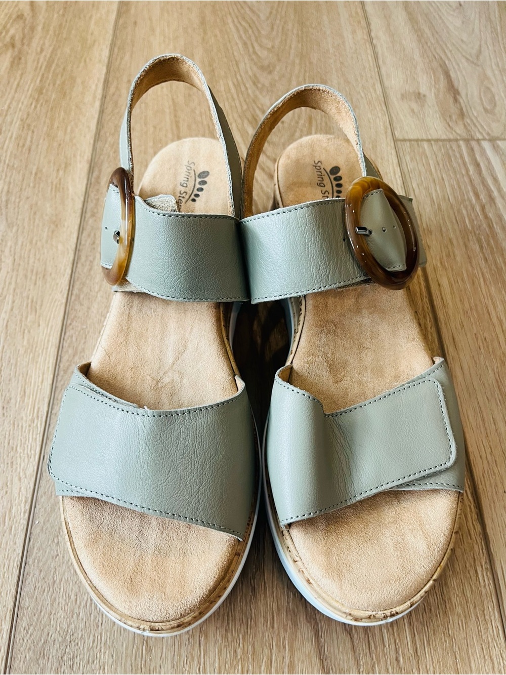 Spring Step Abarah Platform Sandals - Picture 2 of 10